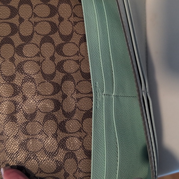Coach Light Green Long Wallet - Picture 5 of 7